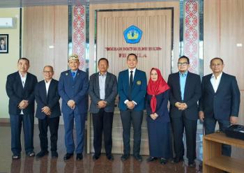 Dosen UBL Zainudin Hasan, Bahas Disertasi Doktor : Penyelesaian Perkara Pidana Melalui Angkon Muakhi